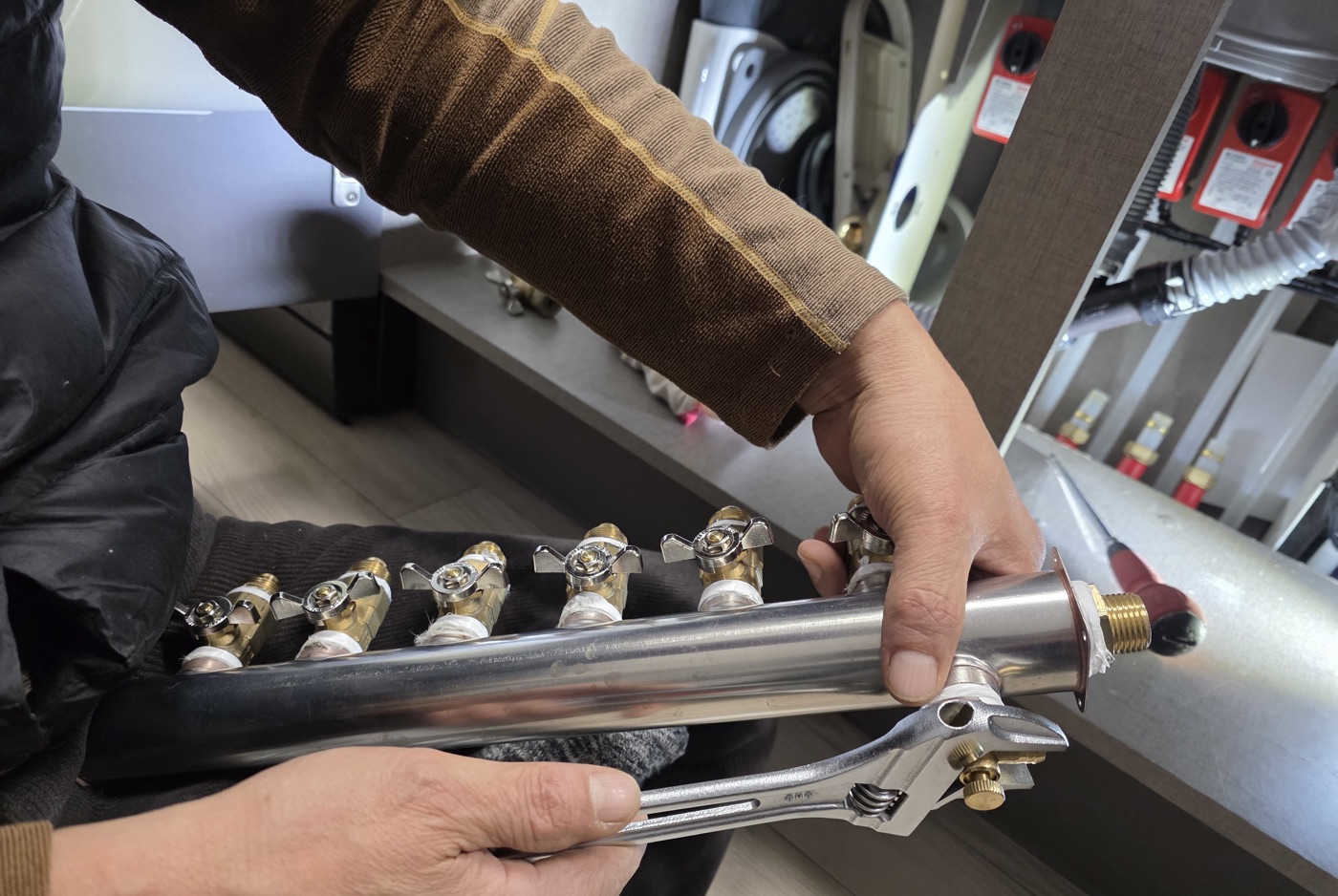 설비공사 및 분배기 교체
